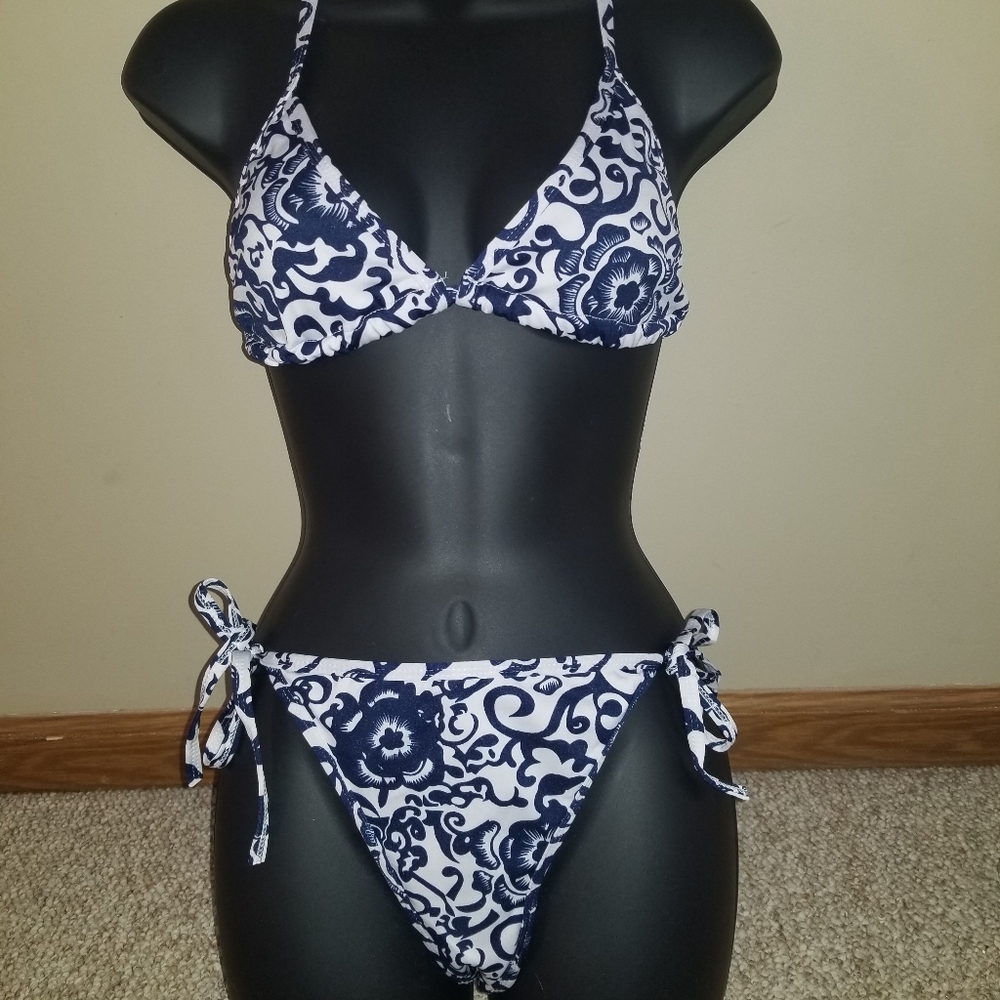 Nwot navy/white bikini